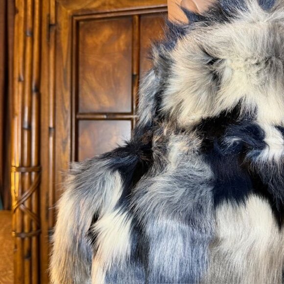 Boston Proper Blue Multi Premium Faux Fur Coat - Picture 12 of 16